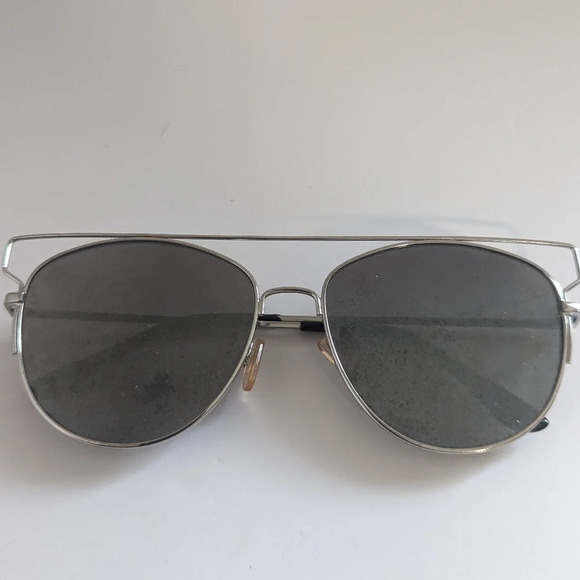 Aldo SIlver Abstract Aviator Sunglasses - Picture 1 of 9